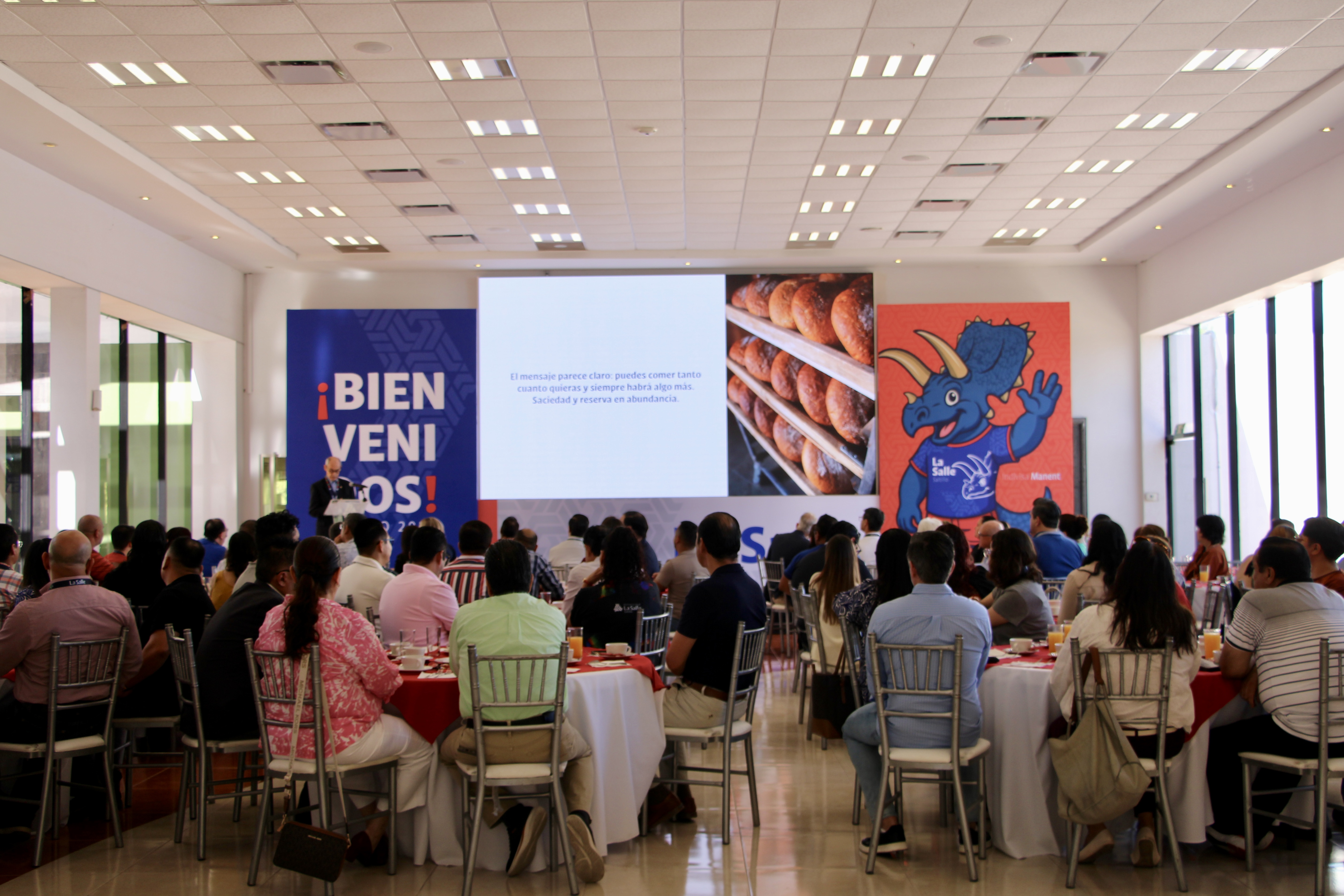 Bienvenida a docentes